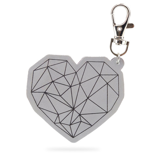 Zawieszka odblaskowa – geometryczne serce