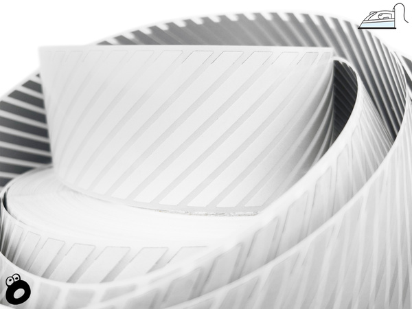 Odblaskowa taśma do wprasowania srebrna skos 4,7 cm / 10 mb.