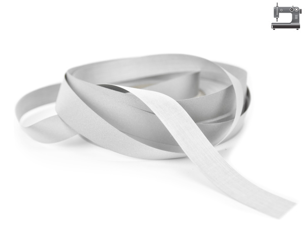 Odblaskowa taśma do wszycia srebrna 2,5 cm / 5 mb.