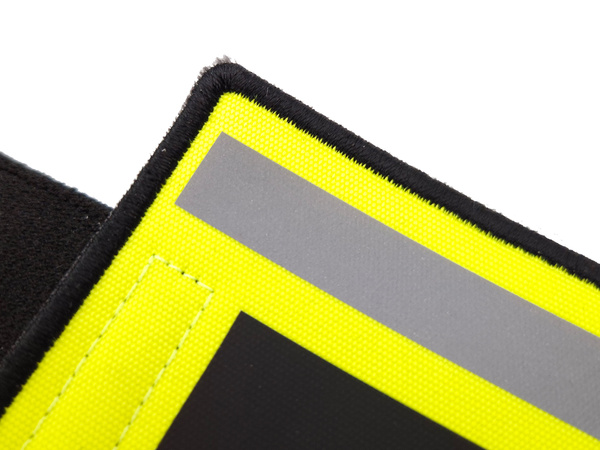 Odblaskowa opaska szybkiego rozpoznania nadruk CBZC (Centralne Biuro Zwalczania Cyberprzestępczości)