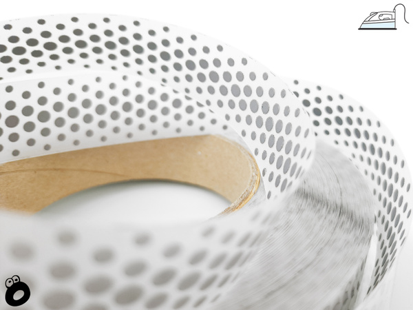 Odblaskowa taśma do wprasowania srebrna w kropki 2,5 cm / 10 mb.